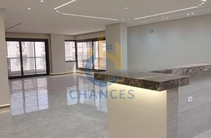Apartment - 3 Bedrooms - 2 Bathrooms for sale in 10th Sector - Zahraa El Maadi - Hay El Maadi - Cairo