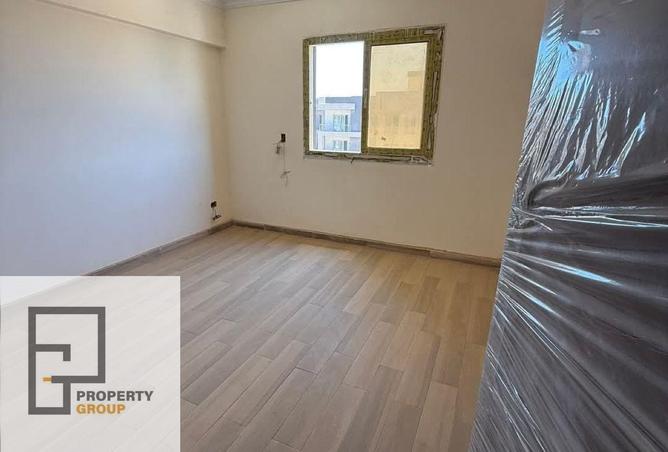 54232729 - Property Main Image