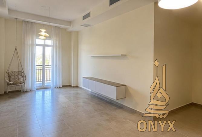 102078948 - Property Main Image