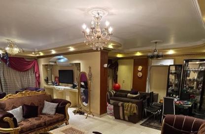 Apartment - 3 Bedrooms - 3 Bathrooms for sale in Ahbab Al Rasoul St. - Al Sefarat District - Nasr City - Cairo