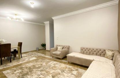 Apartment - 3 Bedrooms - 2 Bathrooms for rent in Mostashareen - North Investors Area - New Cairo City - Cairo