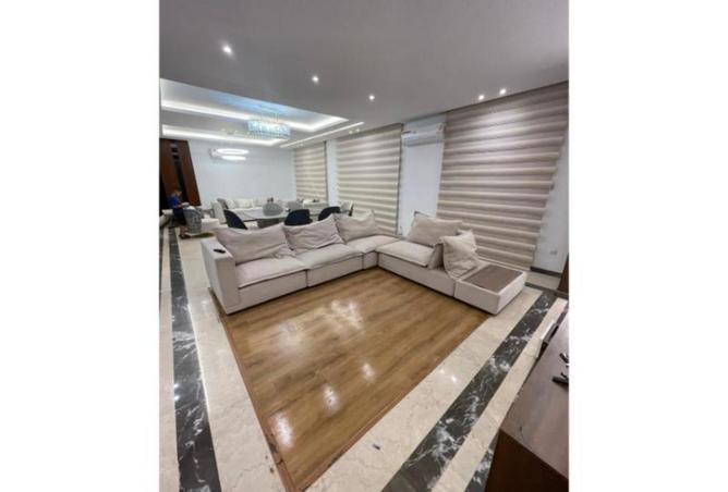 2Oa6hSb2Bge - Property Main Image