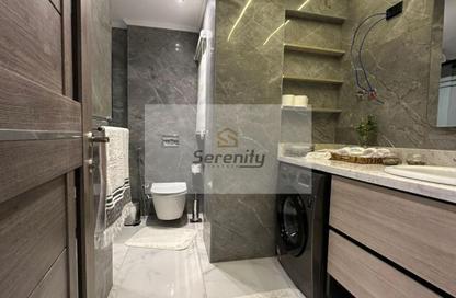 Apartment - 4 Bedrooms - 5 Bathrooms for sale in Amorada Park View - 5th Settlement Compounds - The 5th Settlement - New Cairo City - Cairo