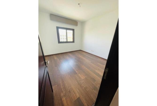 8709818 - Property Image 2