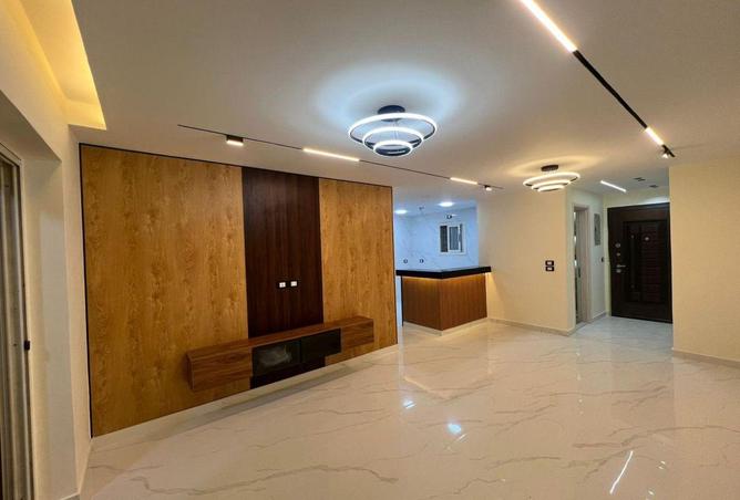 76787000 - Property Main Image