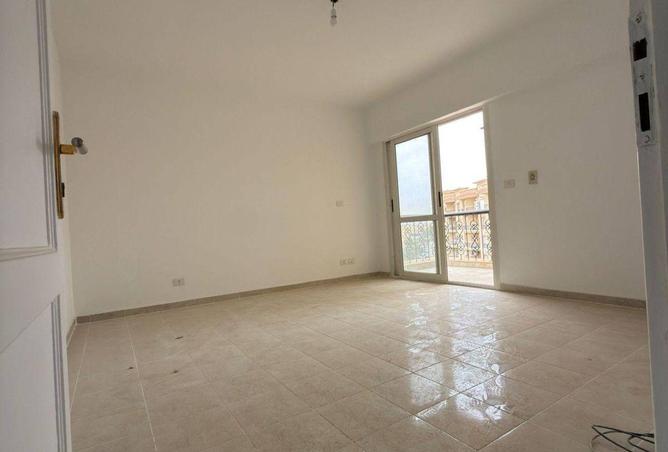 53717571 - صورة العقار 3