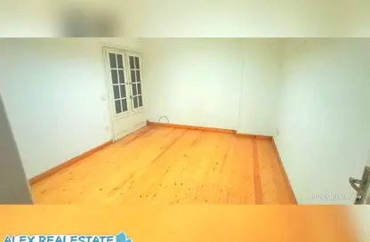 Apartment - 3 Bedrooms - 2 Bathrooms for rent in Mostafa Kamel St. - Smouha - Hay Sharq - Alexandria