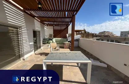 (بنتهاوس  (روف - 2 غرف نوم - 3 حمامات للايجار في سرايات المعادي - حي المعادي - القاهرة