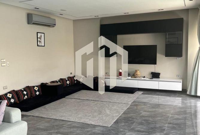 8678395 - Property Image 2