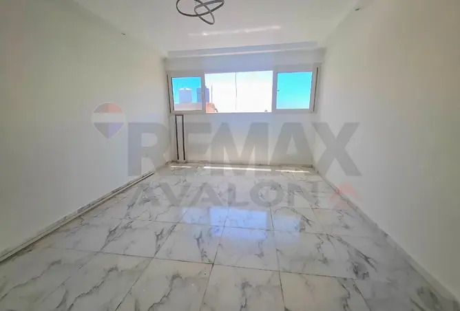 93807481 - Property Image 2