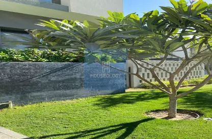 شقة - 3 غرف نوم - 2 حمامات للبيع في كمبوند البروج - كمبوندات الشروق - مدينة الشروق - القاهرة