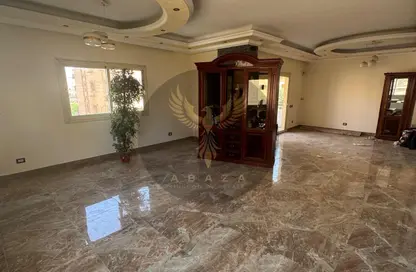 شقة - 3 غرف نوم - 3 حمامات للايجار في فاميلى سيتى - المستثمرين الشمالية - مدينة القاهرة الجديدة - القاهرة