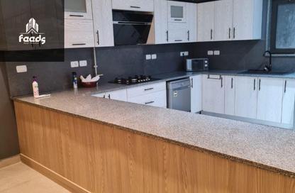 Apartment - 2 Bedrooms - 2 Bathrooms for sale in Lake View - 5th Settlement Compounds - The 5th Settlement - New Cairo City - Cairo