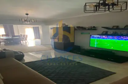 Apartment - 2 Bedrooms - 2 Bathrooms for sale in Street 262 - New Maadi - Hay El Maadi - Cairo