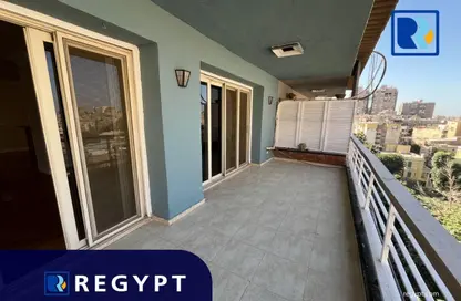 Apartment - 4 Bedrooms - 3 Bathrooms for rent in Mohammed Thakeb St. - Zamalek - Cairo