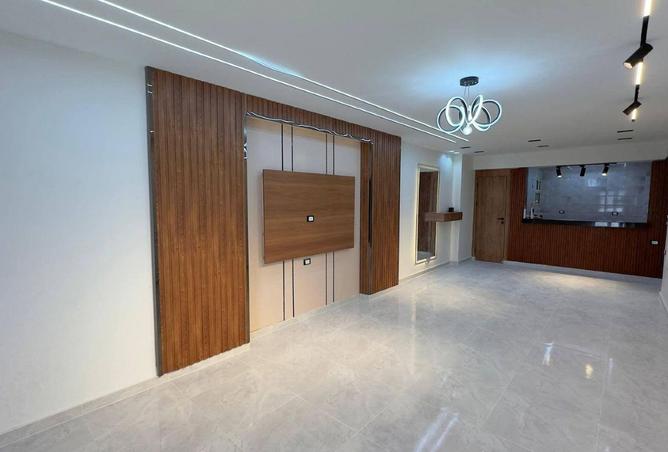 67742443 - صورة العقار 3