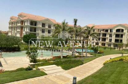 Apartment - 2 Bedrooms - 2 Bathrooms for sale in Regent's Square - 5th Settlement Compounds - The 5th Settlement - New Cairo City - Cairo