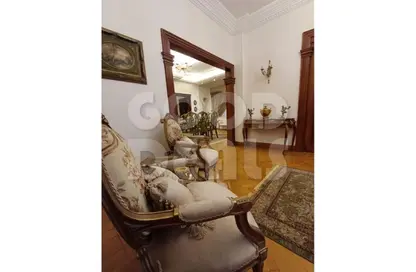 شقة - 3 غرف نوم - 3 حمامات للبيع في شارع الجزيرة الوسطى (شارع يوسف كامل) - الزمالك - القاهرة