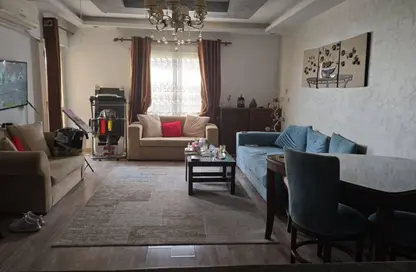 Apartment - 2 Bedrooms - 1 Bathroom for rent in El Rehab Extension - Al Rehab - New Cairo City - Cairo