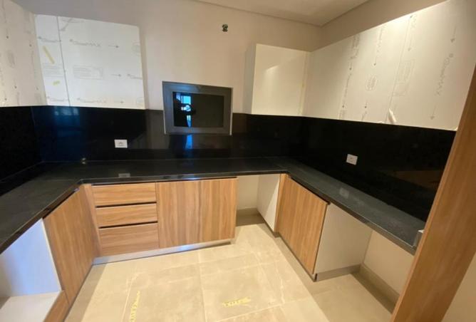 93818257 - Property Image 2