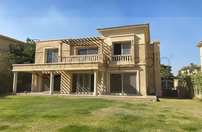 فيلا - 4 غرف نوم - 4 حمامات للايجار في ذا فيلدج - المستثمرين الجنوبية - مدينة القاهرة الجديدة - القاهرة