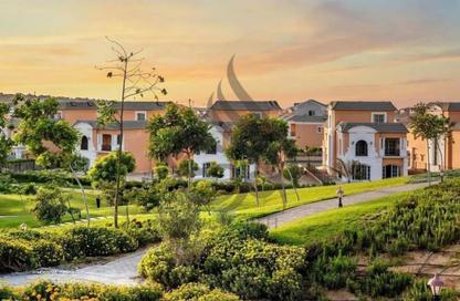 Townhouse - 4 Bedrooms - 4 Bathrooms for sale in Layan Residence - 5th Settlement Compounds - The 5th Settlement - New Cairo City - Cairo