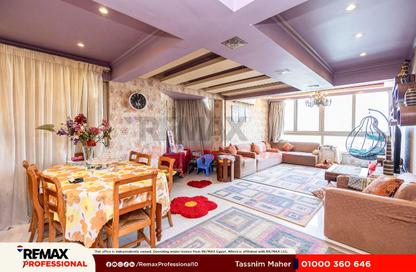 Apartment - 5 Bedrooms - 2 Bathrooms for sale in Al Geish Road - Glim - Hay Sharq - Alexandria Apartment - 5 Bedrooms - 2 Bathrooms for sale in Al Geish Road - Glim - Hay Sharq - Alexandria
