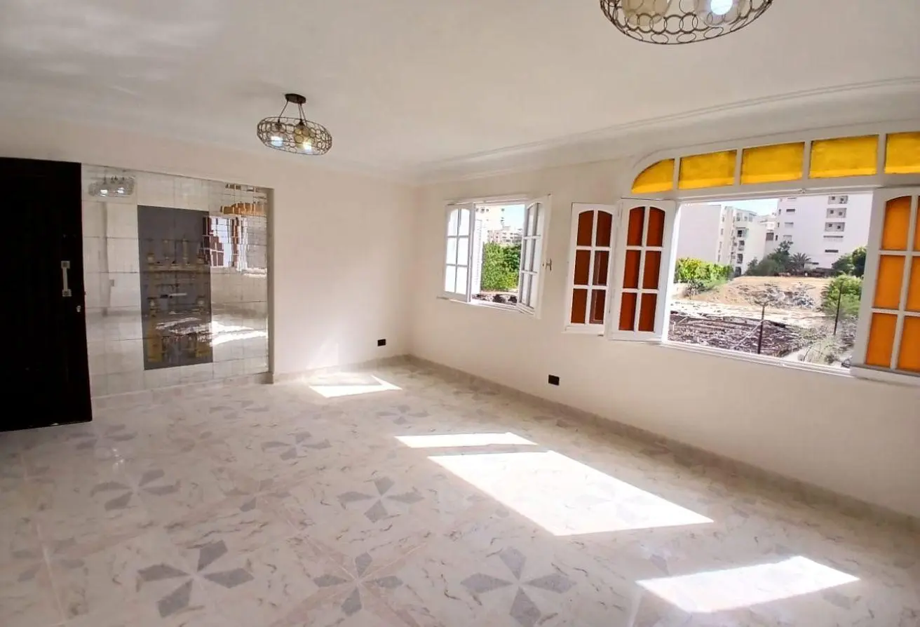 72456423 - Property Main Image