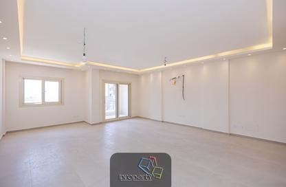 Apartment - 3 Bedrooms - 2 Bathrooms for rent in Alex West - Alexandria Compounds - Alexandria Apartment - 3 Bedrooms - 2 Bathrooms for rent in Alex West - Alexandria Compounds - Alexandria