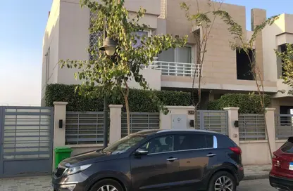 فيلا - 4 غرف نوم - 4 حمامات للبيع في اتريو - كمبوندات الشيخ زايد - الشيخ زايد - الجيزة