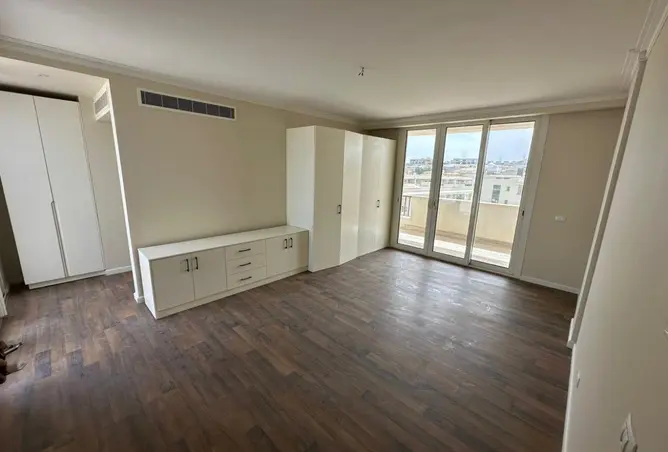 73227270 - Property Image 2