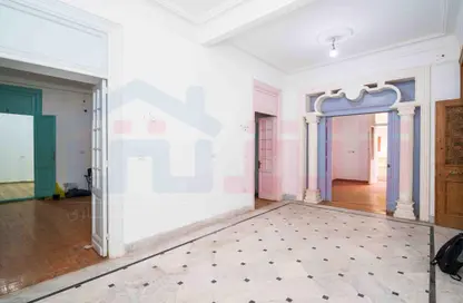 Apartment - 5 Bedrooms - 4 Bathrooms for sale in Sporting - Hay Sharq - Alexandria