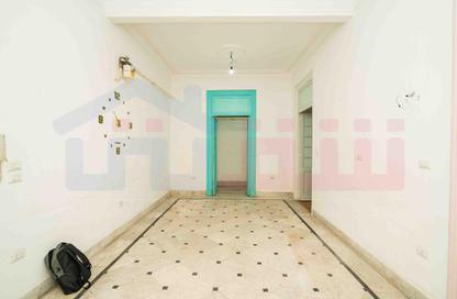 Apartment - 5 Bedrooms - 4 Bathrooms for sale in Sporting - Hay Sharq - Alexandria
