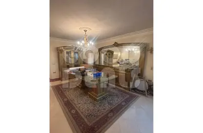 شقة - 4 غرف نوم - 2 حمامات للبيع في شارع مصطفي النحاس - المنطقة السادسة - مدينة نصر - القاهرة