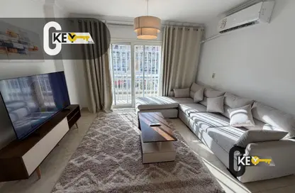 شقة - 2 غرف نوم - 2 حمامات للايجار في B12 - مدينتي - القاهرة