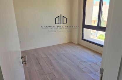 Villa - 3 - 4 for sale in O West - 6 October Compounds - 6 October City - Giza