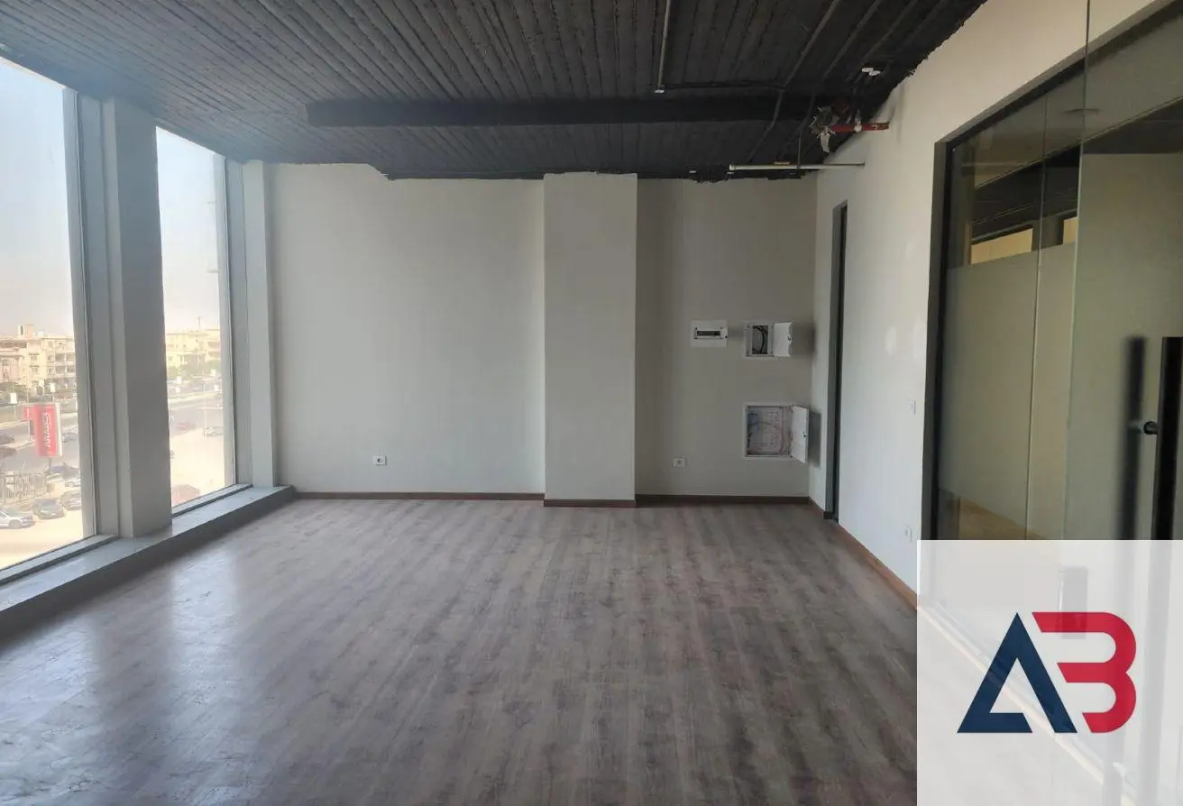 114351409 - Property Main Image