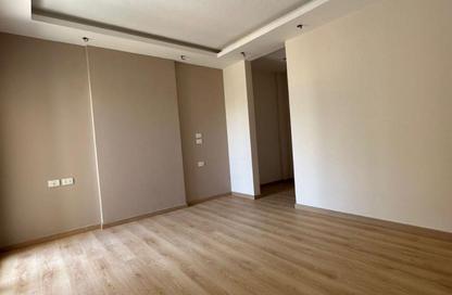 Apartment - 3 Bedrooms - 2 Bathrooms for sale in The Address East - 90 Street - The 5th Settlement - New Cairo City - Cairo