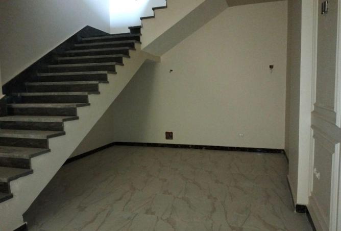 2OhAq16Jw5w - Property Image 2