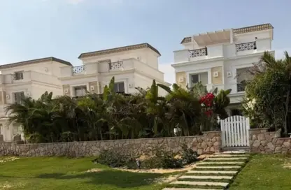 Townhouse - 3 Bedrooms - 4 Bathrooms for sale in Mountain View 4 - 6 October Compounds - 6 October City - Giza