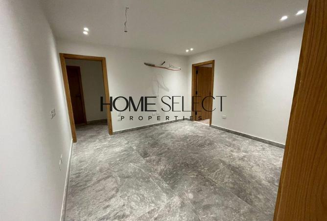 99392275 - Property Image 3