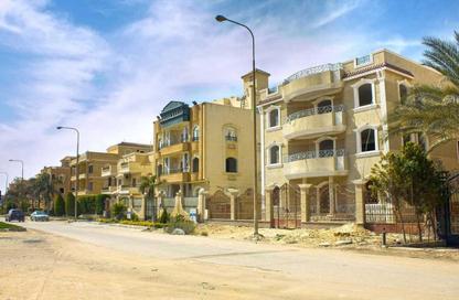 فيلا - 8 غرف نوم - 8 حمامات للبيع في طريق غرب سوميد - غرب سوميد - مدينة 6 أكتوبر - الجيزة