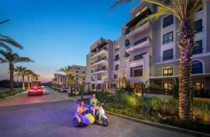 Apartment - 3 Bedrooms - 3 Bathrooms for sale in Village West - Sheikh Zayed Compounds - Sheikh Zayed City - Giza