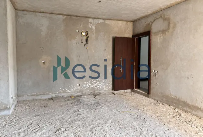 121654516 - Property Image 3