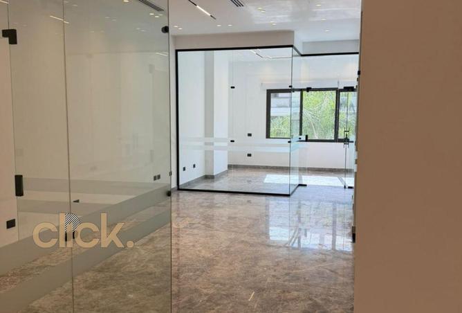 76240190 - Property Main Image