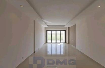 Apartment - 3 Bedrooms - 3 Bathrooms for sale in Village West - Sheikh Zayed Compounds - Sheikh Zayed City - Giza