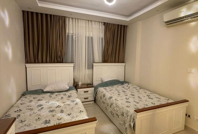 102918706 - Property Image 2