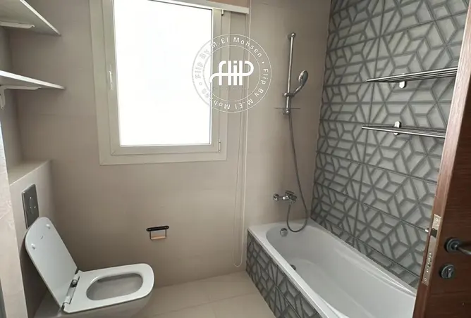 111880630 - Property Image 3