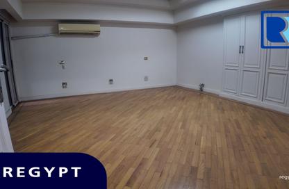 Office Space - Studio - 3 Bathrooms for rent in Al Mansour Mohamed St. - Zamalek - Cairo