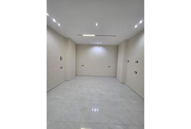 96308947 - Property Image 3